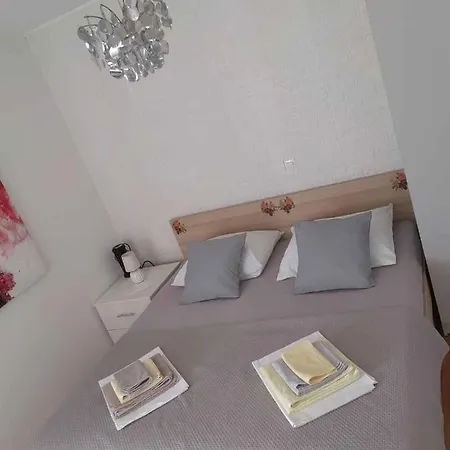 With Parking Space - Diklo, - 14846 Ζαντάρ